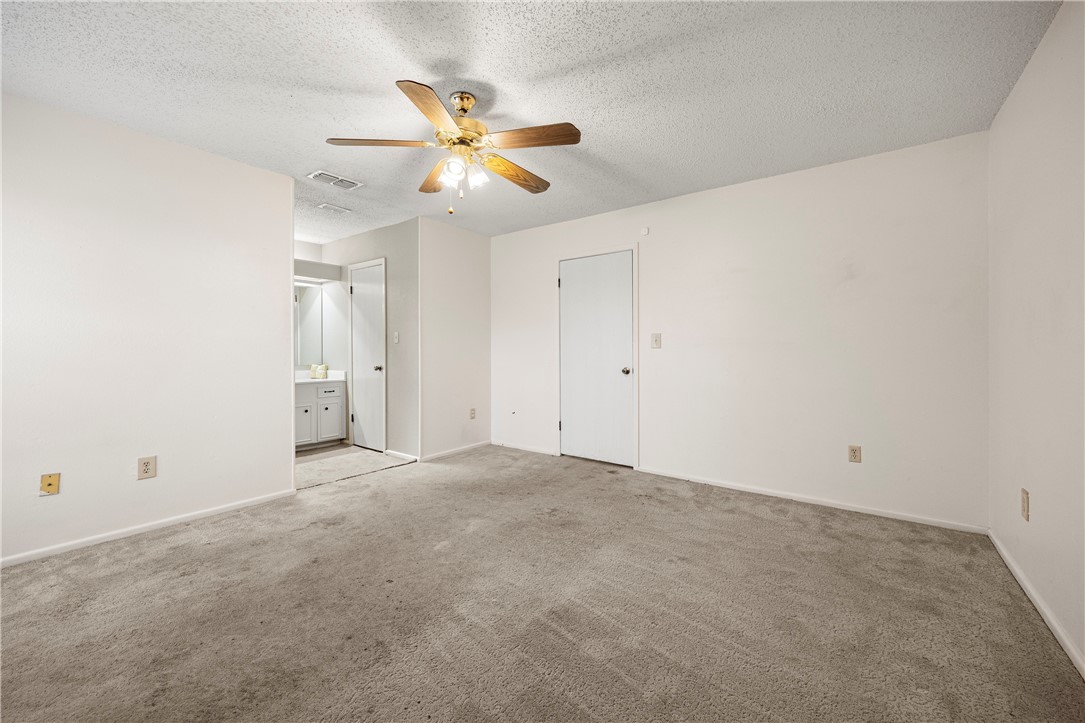 2359 Mesquite Circ Property Photo 18