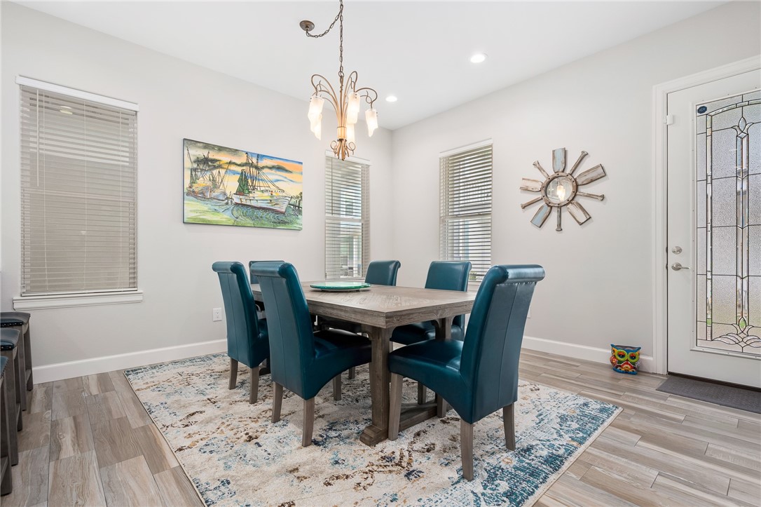105 Frontenac Property Photo 8