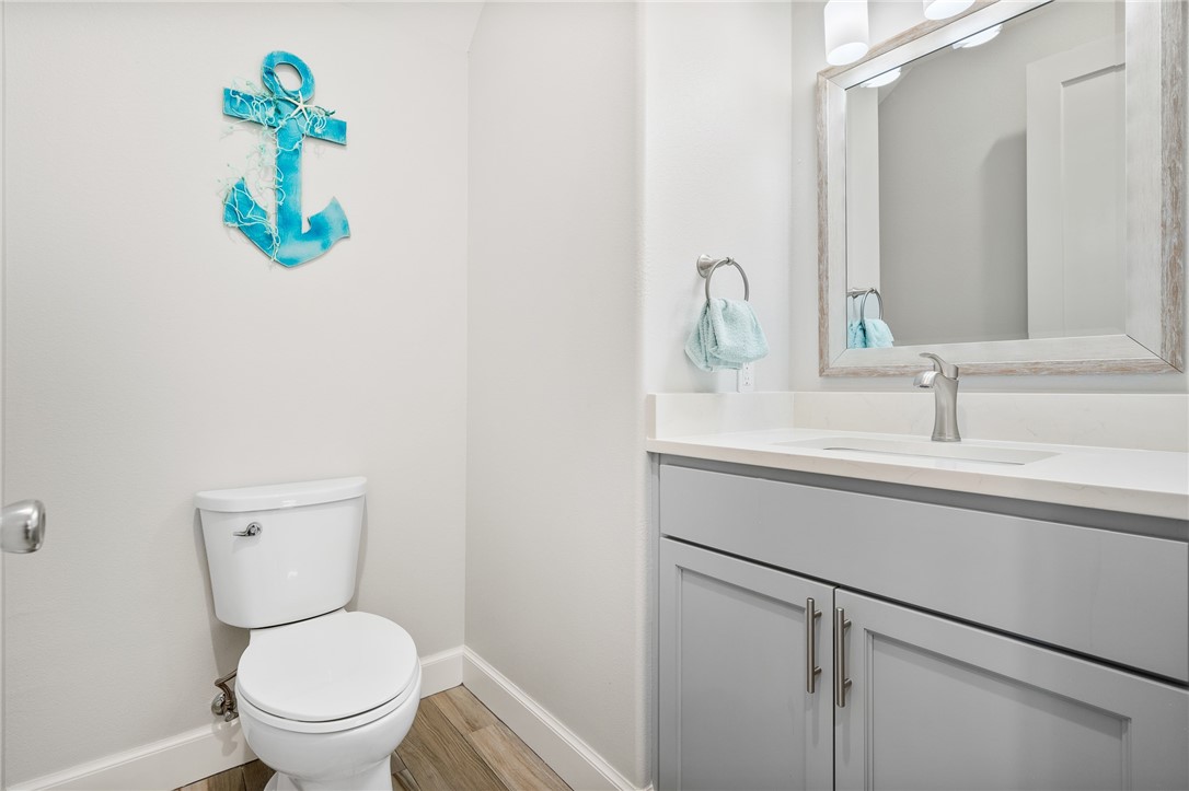 105 Frontenac Property Photo 14