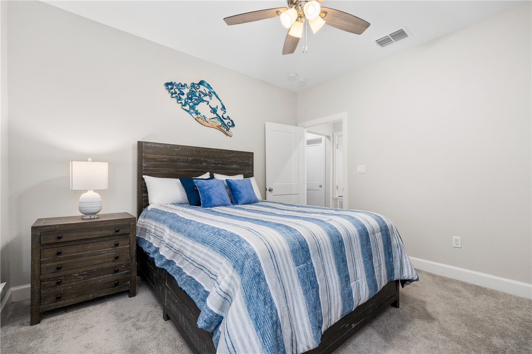 105 Frontenac Property Photo 23