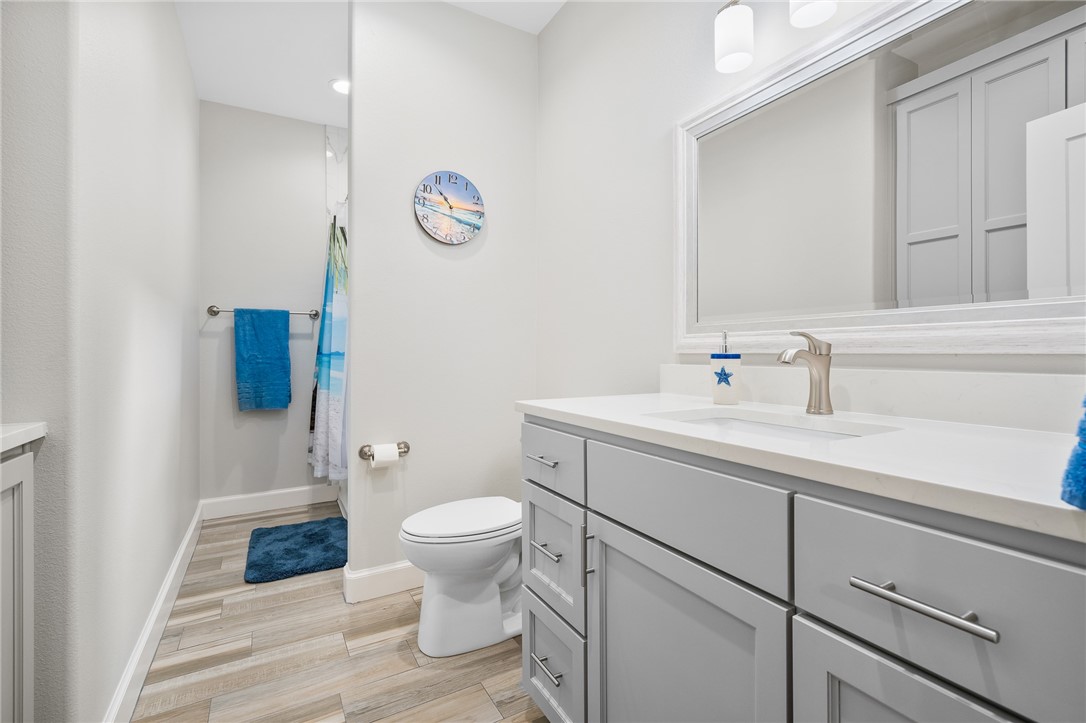 105 Frontenac Property Photo 24