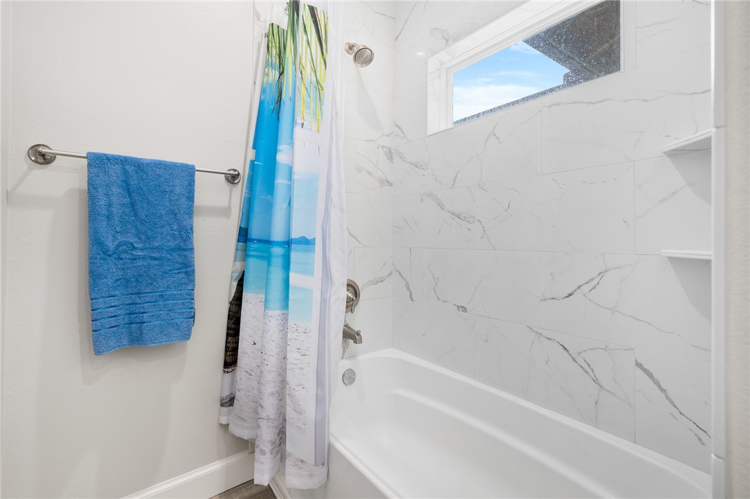 105 Frontenac Property Photo 25