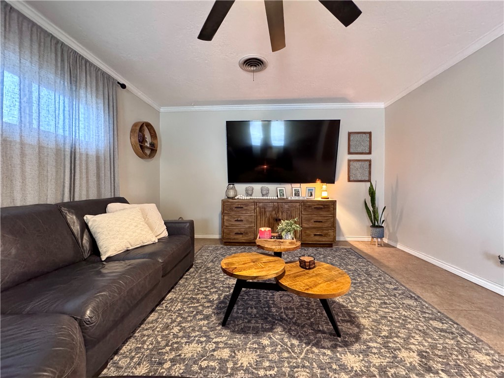5733 Kerry Dr Property Photo 6