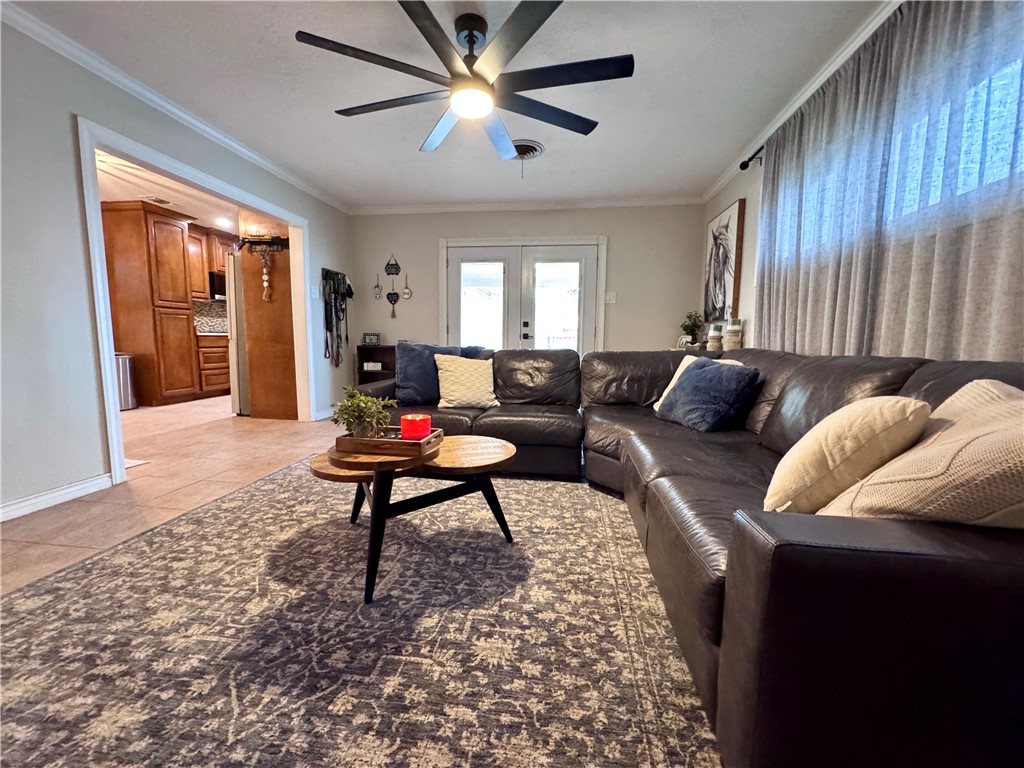 5733 Kerry Dr Property Photo 8