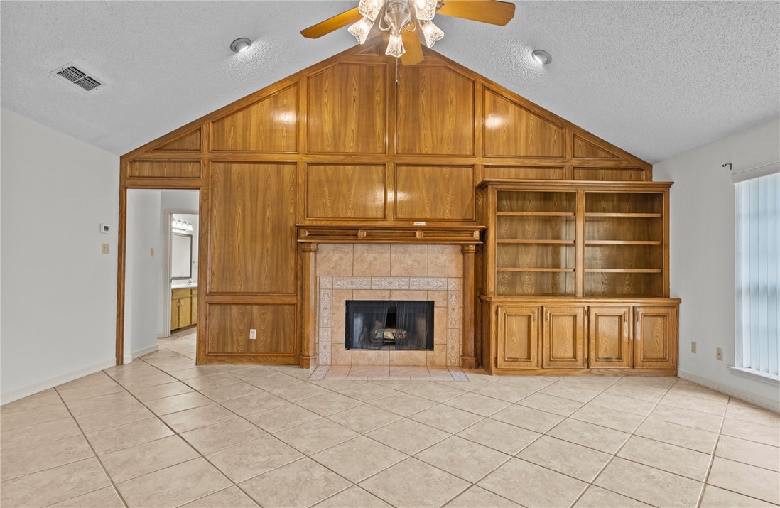 3525 Picadilly Ln Property Photo 12