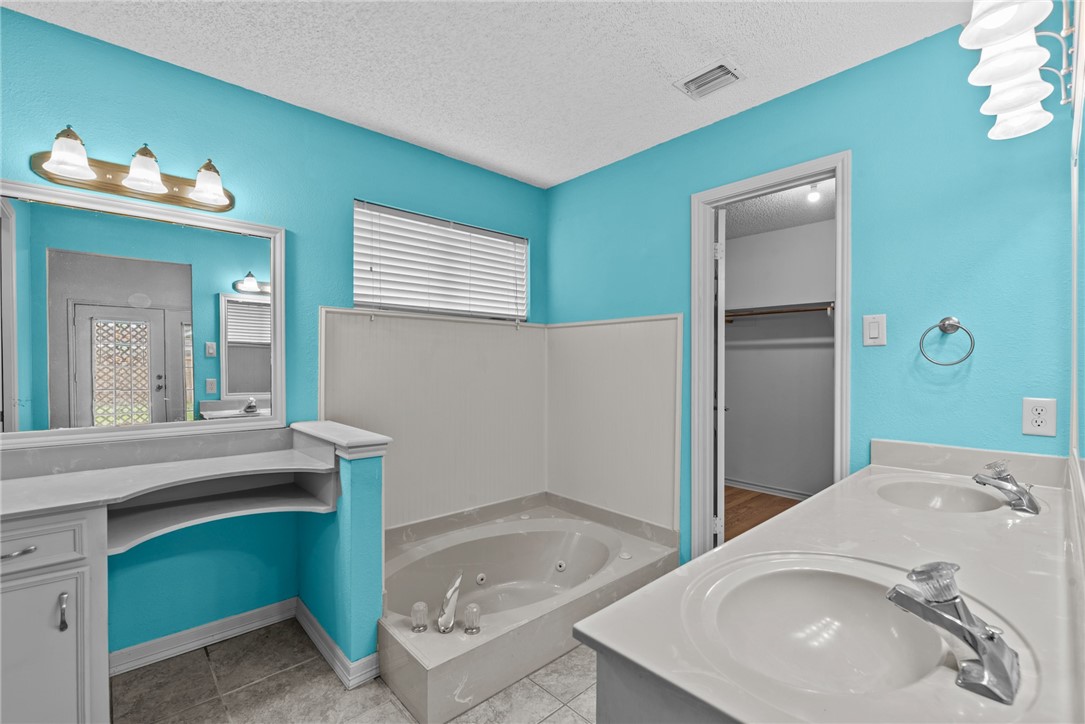 3525 Picadilly Ln Property Photo 25