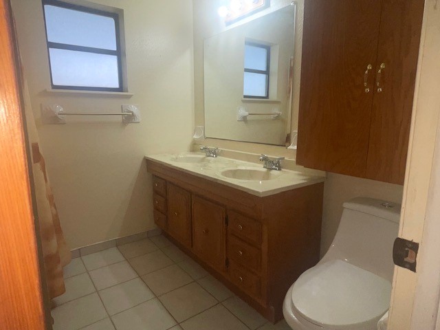 711 W North St Property Photo 25