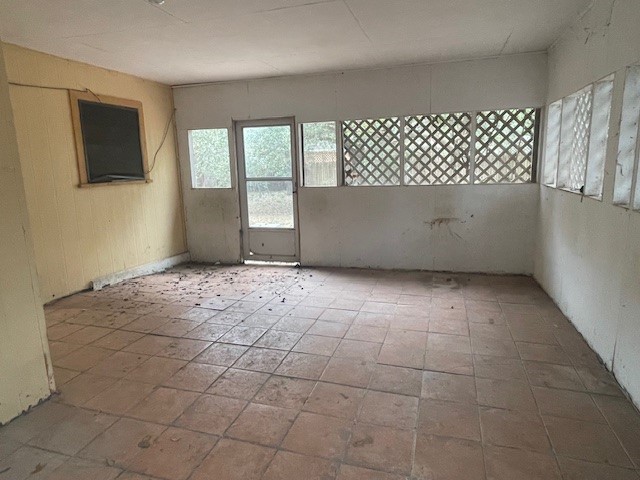 406 E Kohler St Property Photo 16