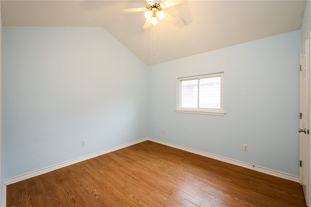726 Saint Bernadine Dr Property Photo 18