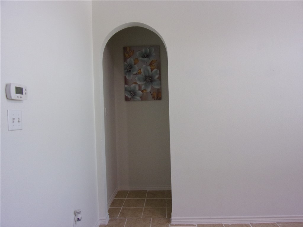 6718 Riding Wind Dr Property Photo 7