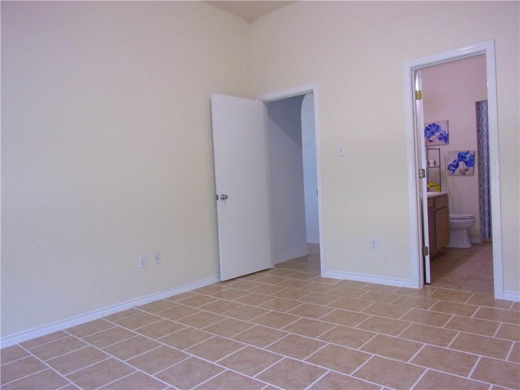 6718 Riding Wind Dr Property Photo 14