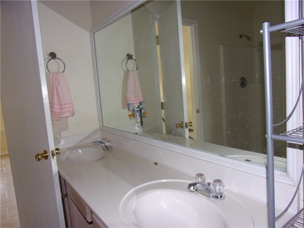 6718 Riding Wind Dr Property Photo 17
