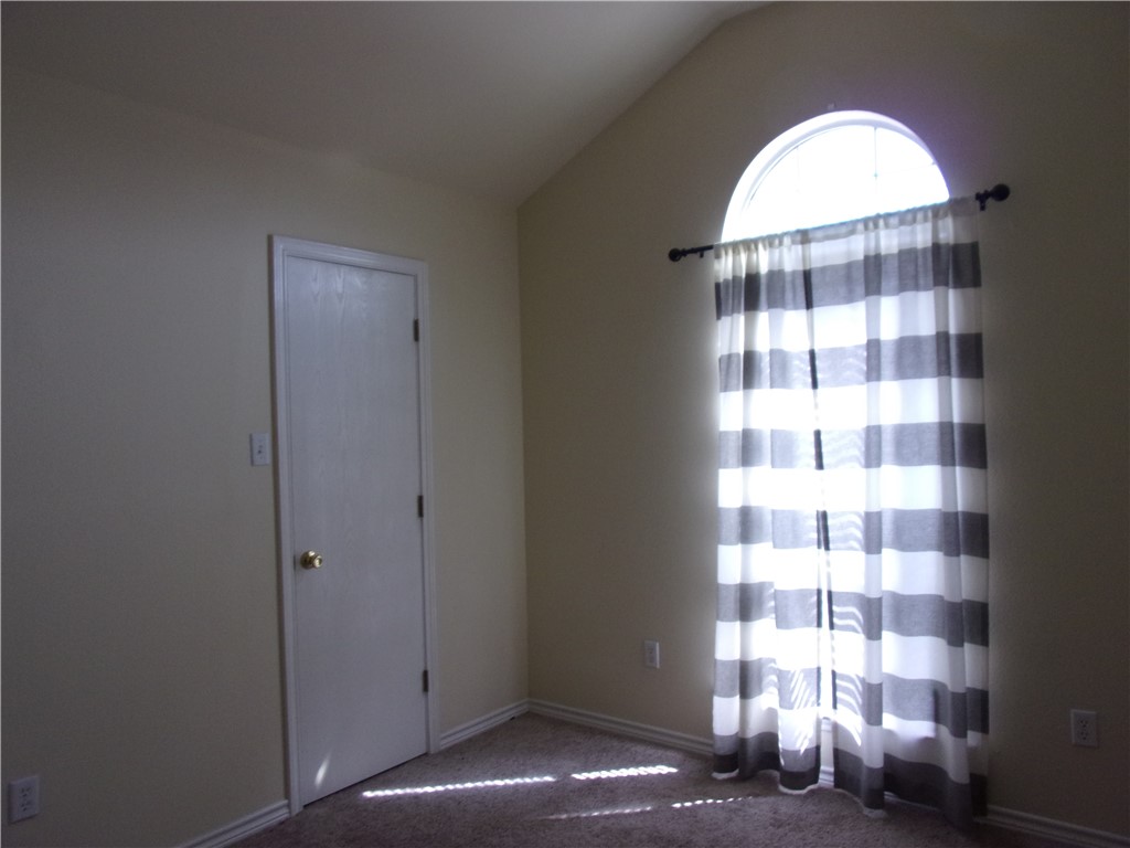 6718 Riding Wind Dr Property Photo 25