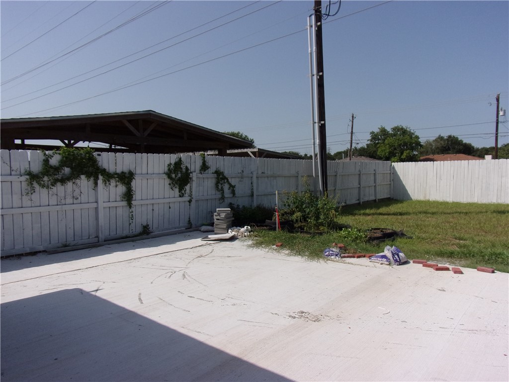 6718 Riding Wind Dr Property Photo 30
