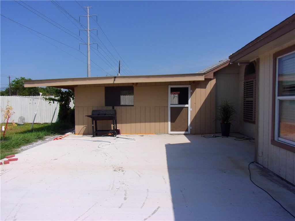 6718 Riding Wind Dr Property Photo 34