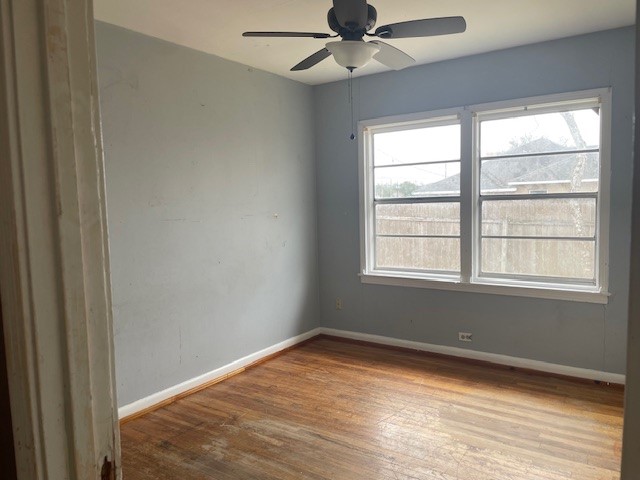 607 W Linar St Property Photo 9