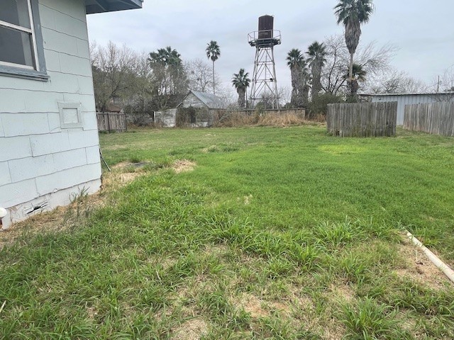 607 W Linar St Property Photo 13