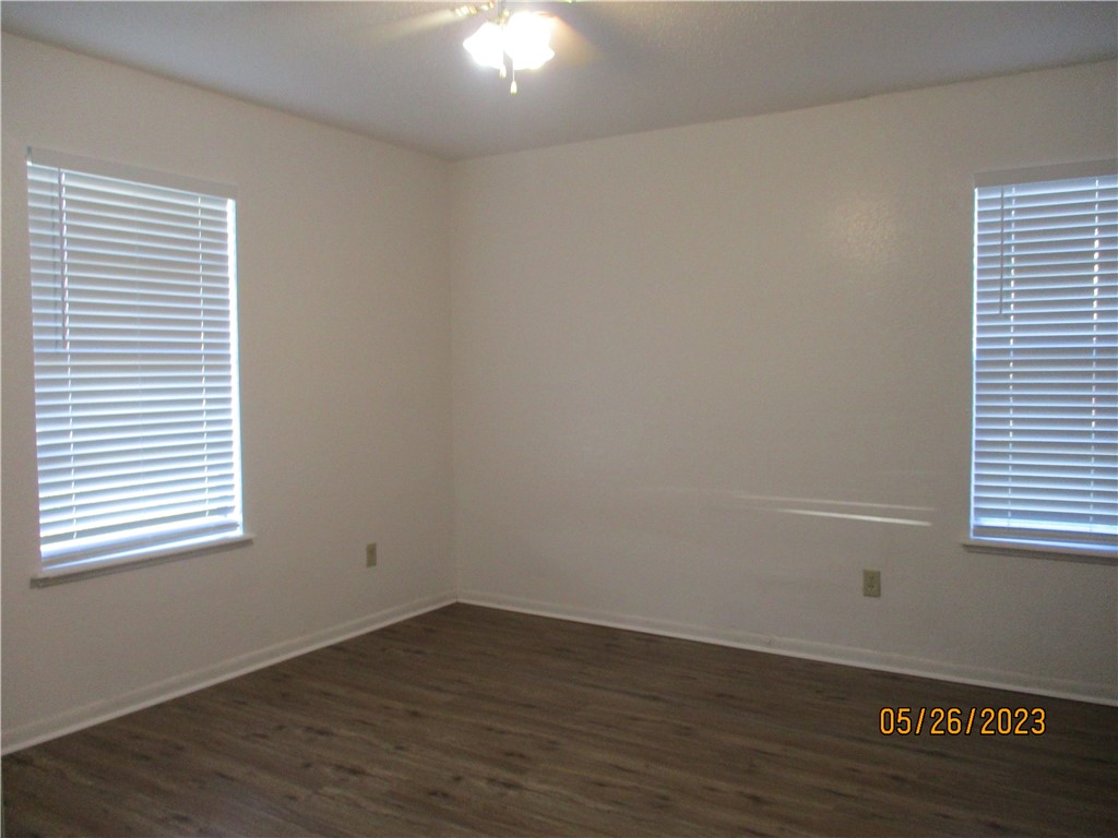 3613 Crestbrook Ct 3 Property Photo 4
