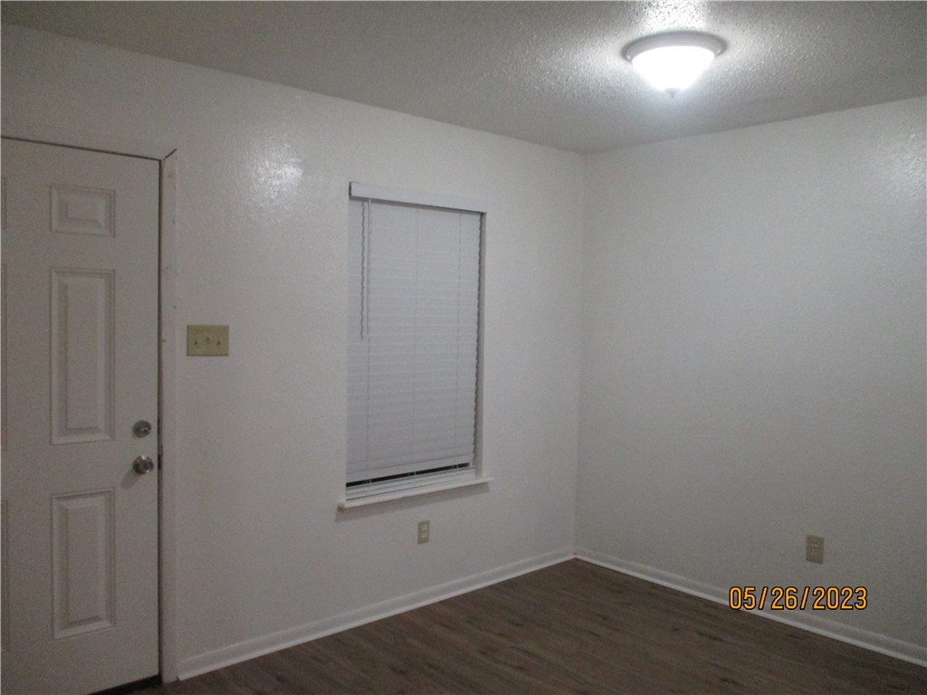 3613 Crestbrook Ct 3 Property Photo 7