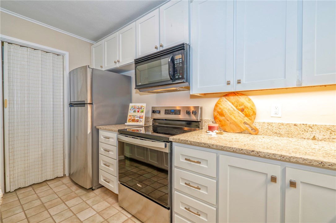 4302 Ocean Dr 42 Property Photo 13