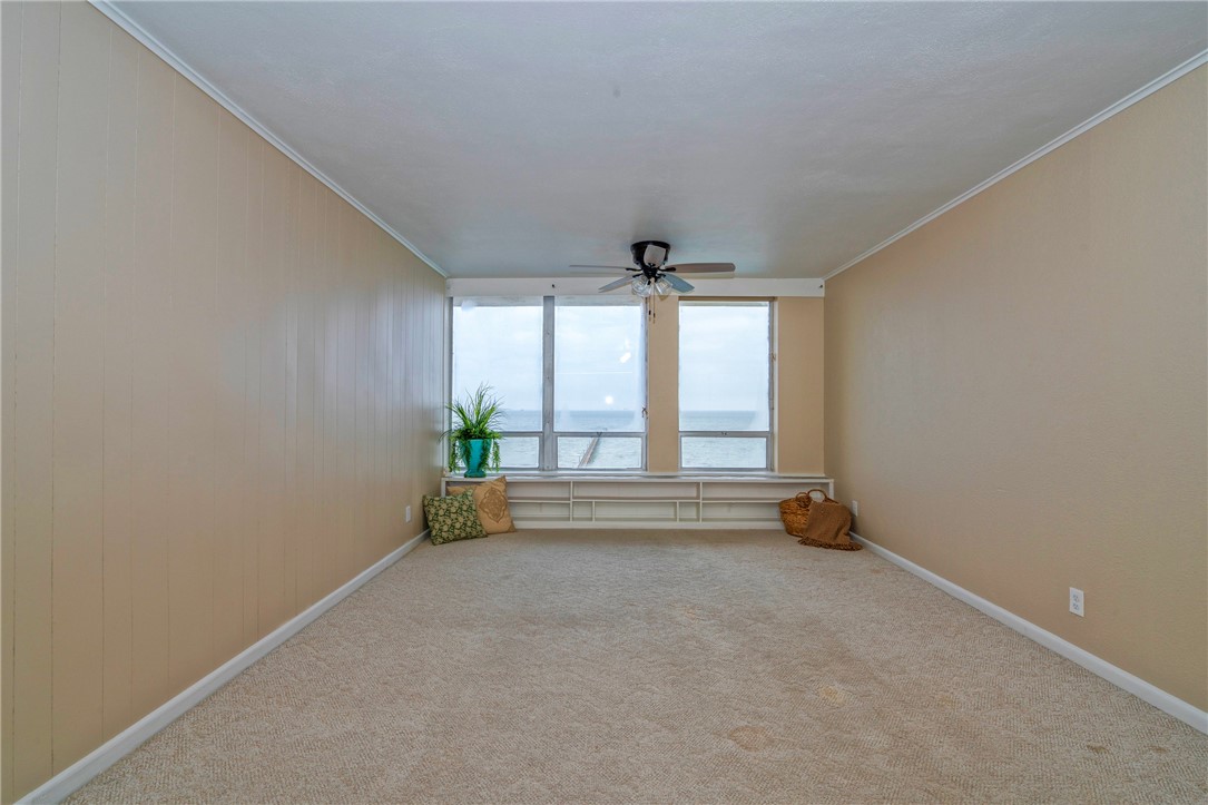 4302 Ocean Dr 42 Property Photo 16
