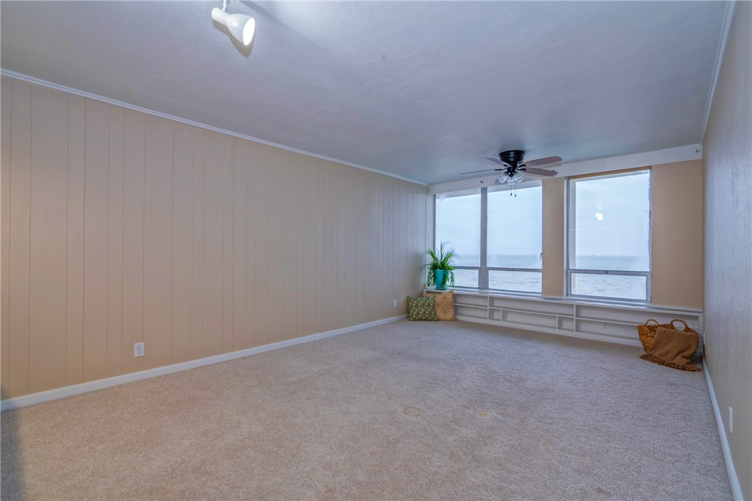 4302 Ocean Dr 42 Property Photo 17