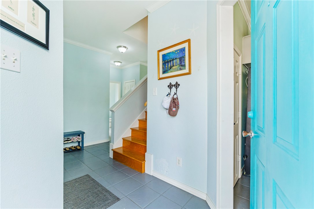 15337 Bowsprit Ct Property Photo 3