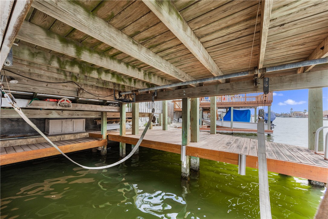 15337 Bowsprit Ct Property Photo 33