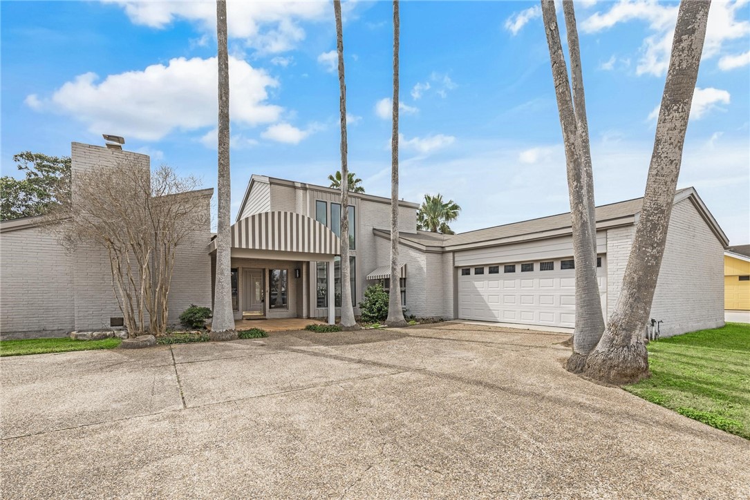 6002 Parkland Dr Property Photo