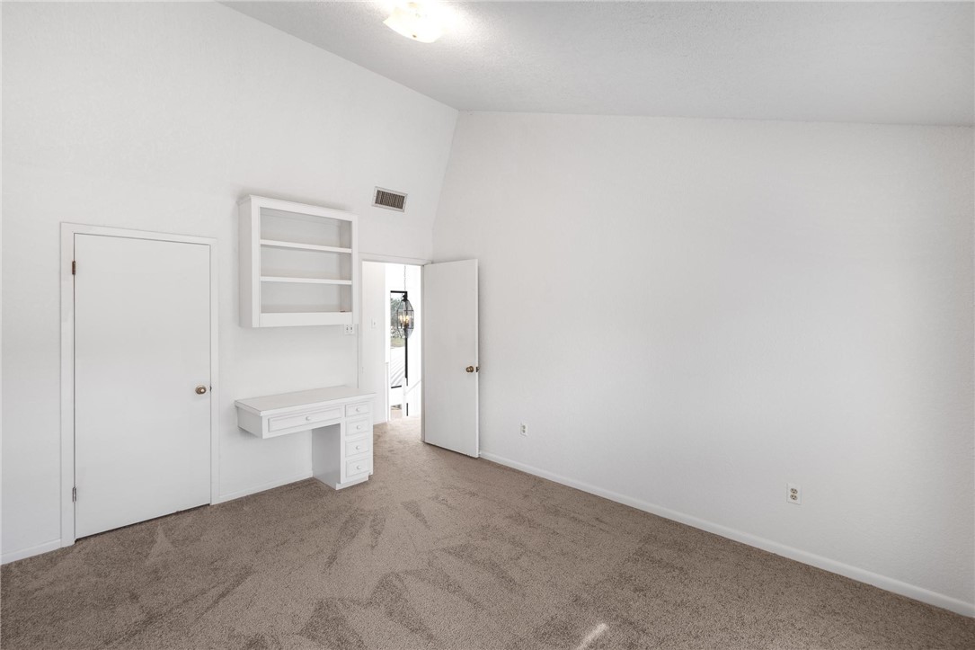 6002 Parkland Dr Property Photo 24