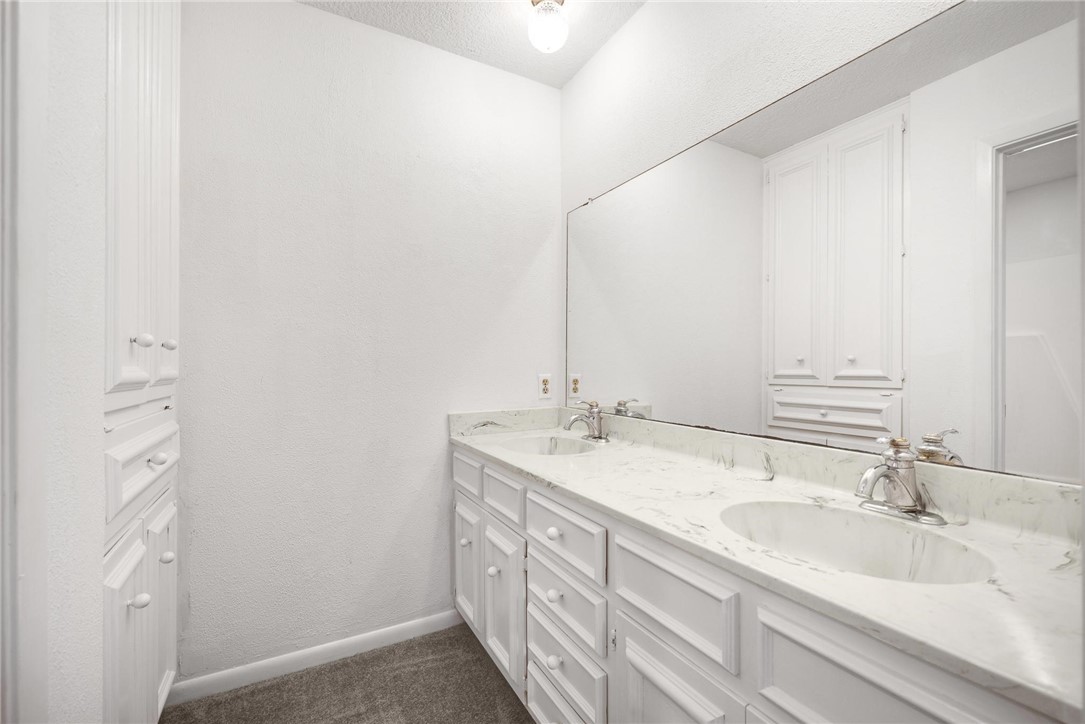 6002 Parkland Dr Property Photo 27
