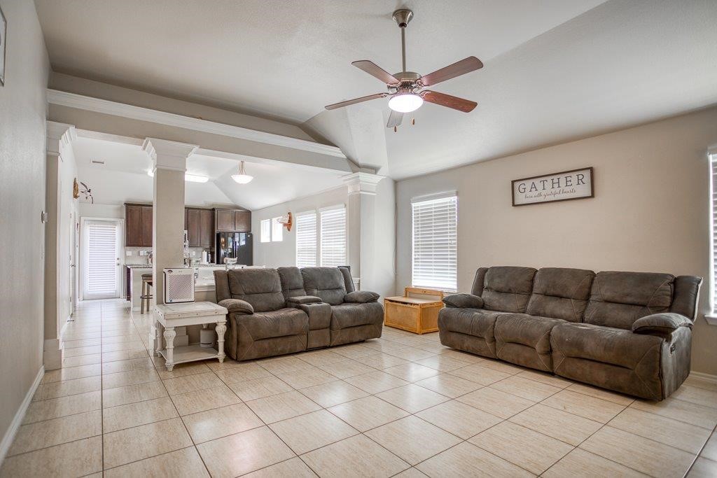 7304 Kolda Dr Property Photo 4