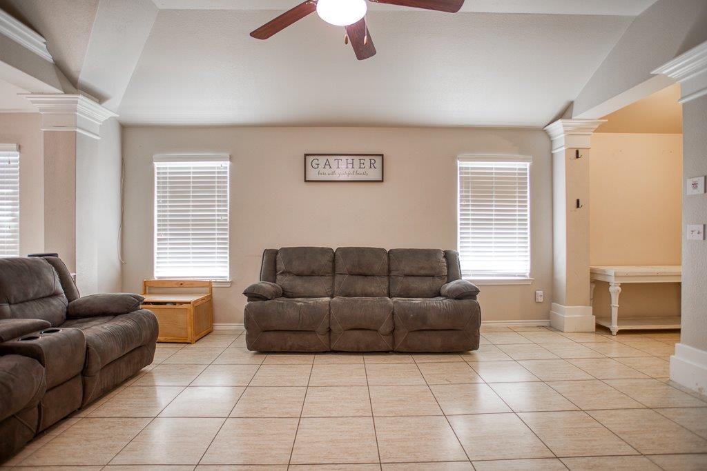7304 Kolda Dr Property Photo 5
