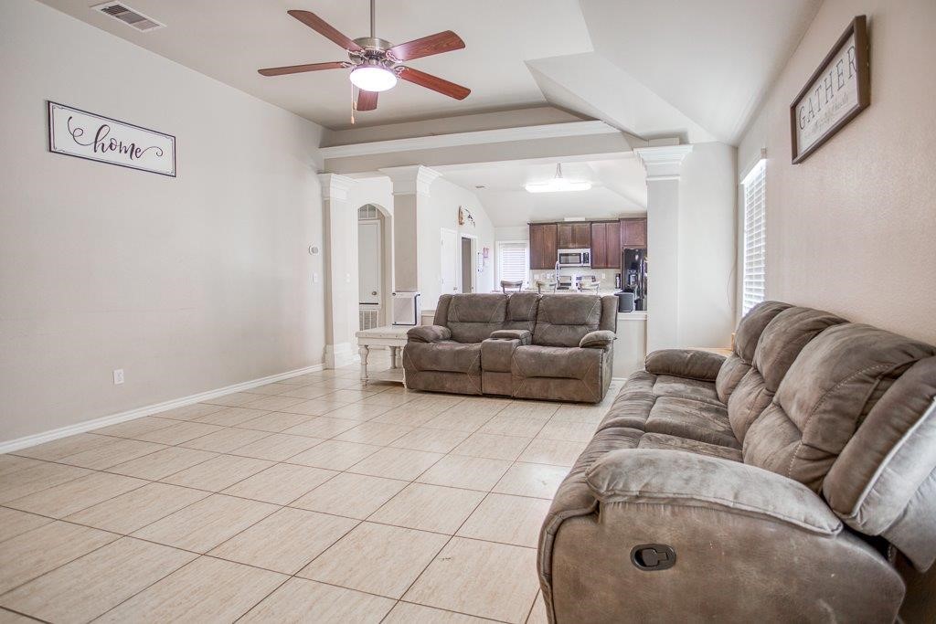 7304 Kolda Dr Property Photo 7
