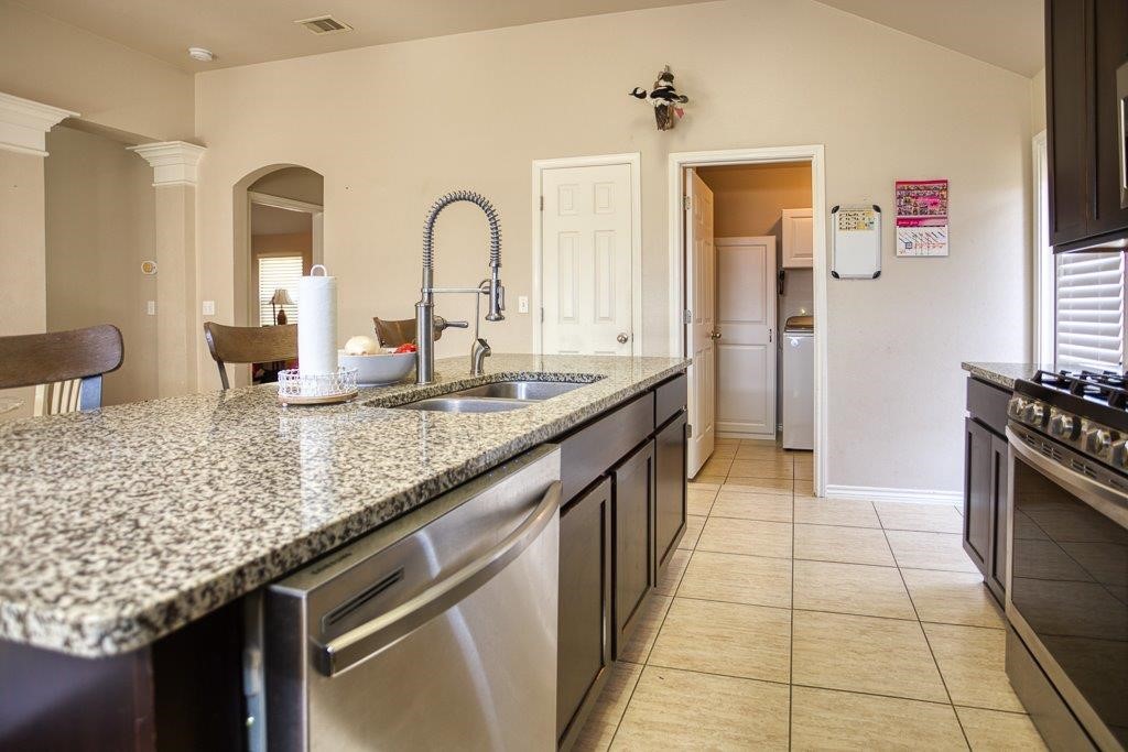7304 Kolda Dr Property Photo 12