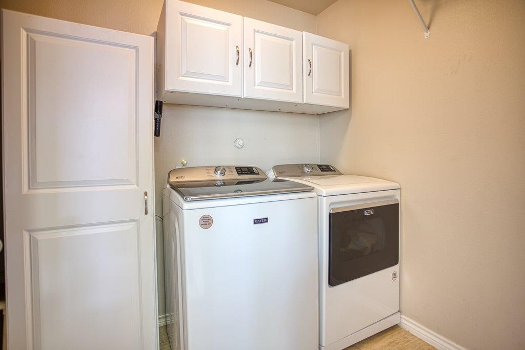 7304 Kolda Dr Property Photo 32
