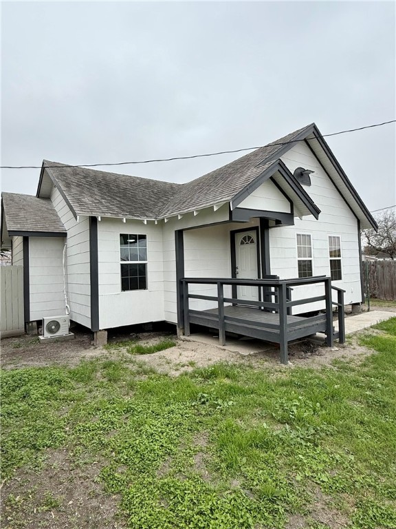 1209 17th St Property Photo 3