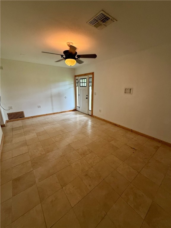 1401 S Avenue A Property Photo 5