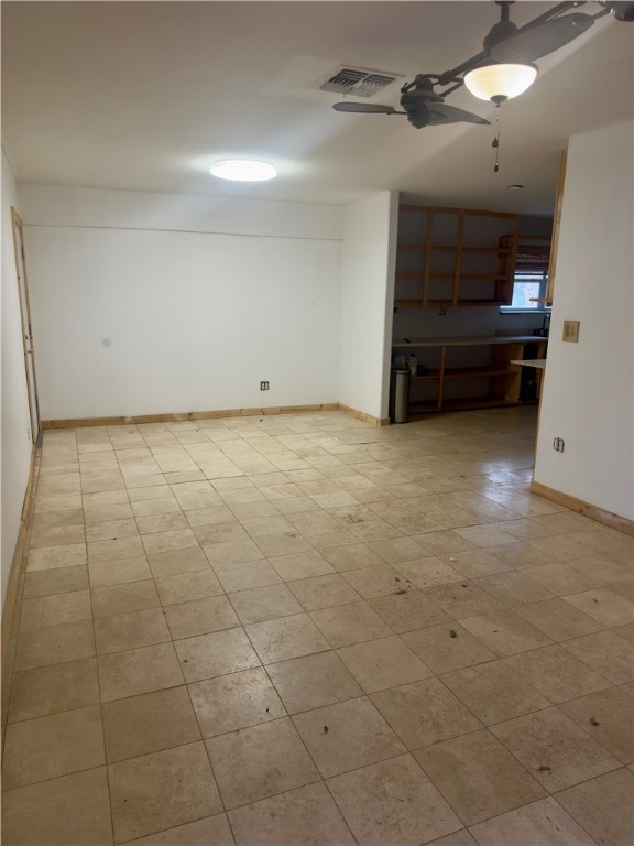 1401 S Avenue A Property Photo 7