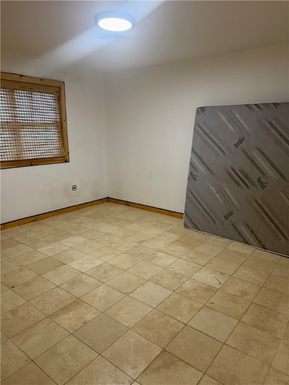 1401 S Avenue A Property Photo 10