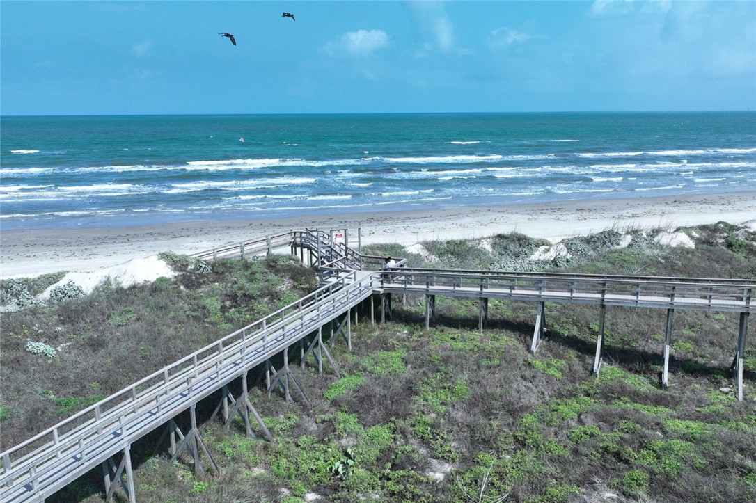 130 Sea Bird Lane Property Photo 4
