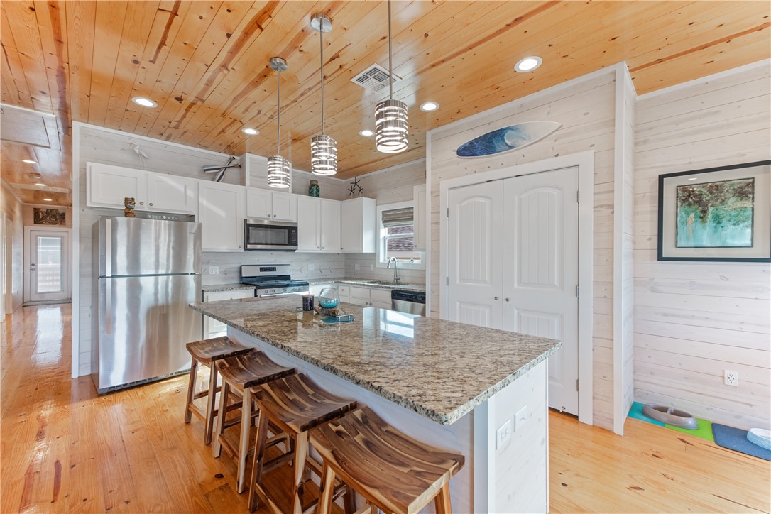153 Port Isabel Property Photo 11