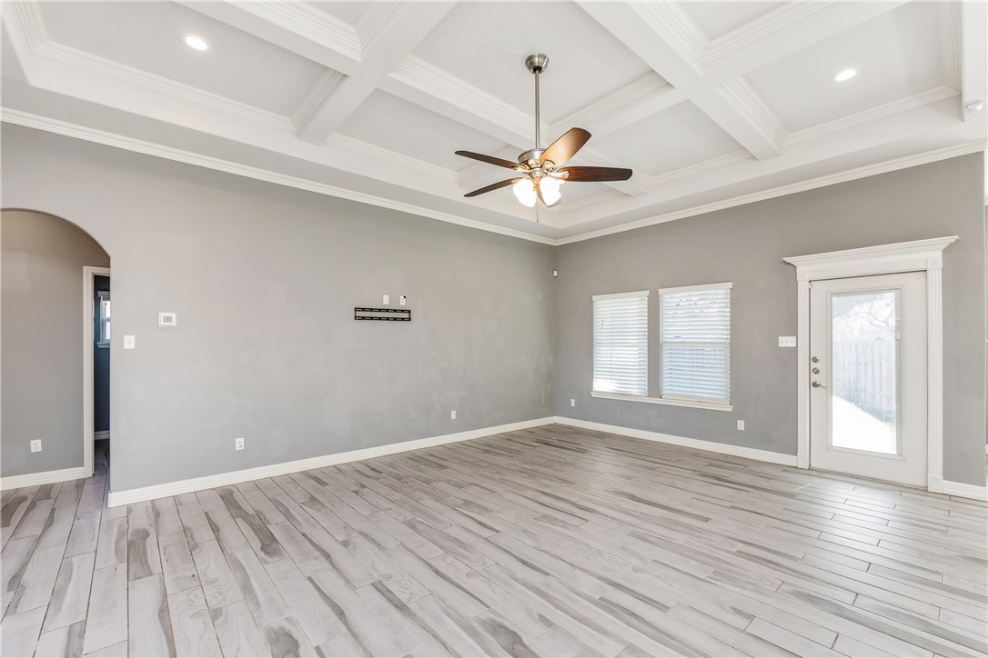 14342 Scallop St Property Photo 17