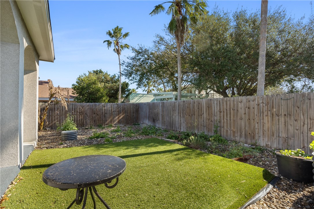 14342 Scallop St Property Photo 40