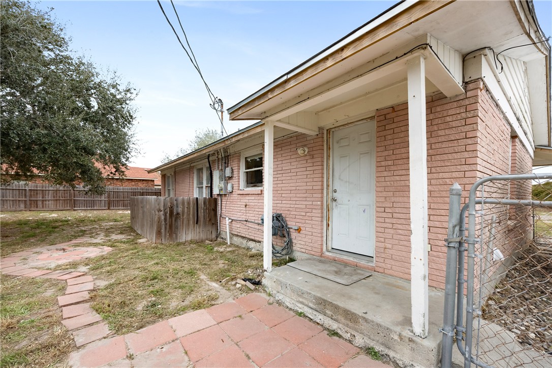 1101 Graham Property Photo 25