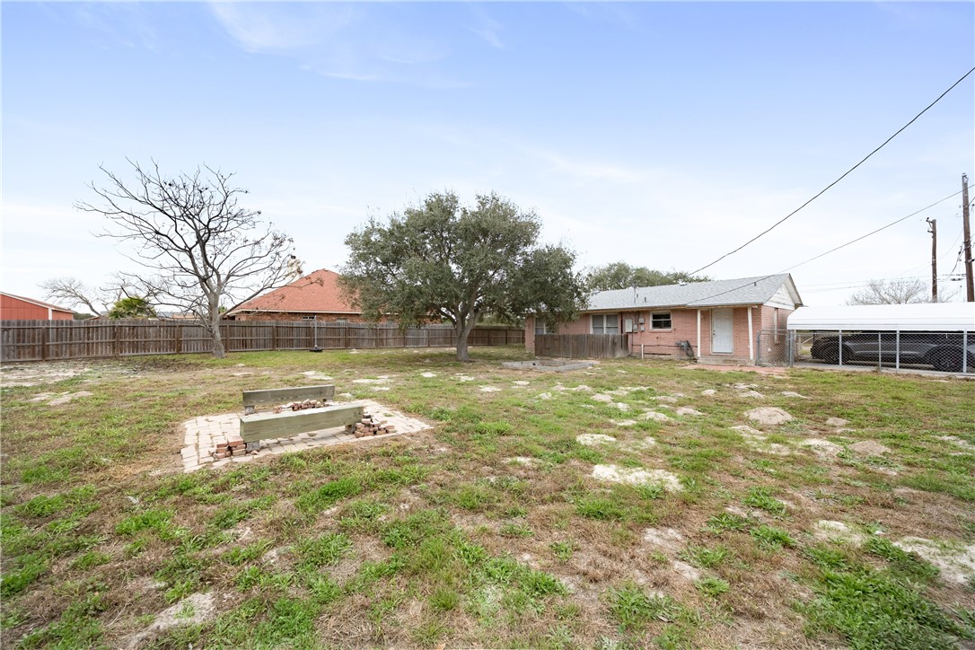 1101 Graham Property Photo 31