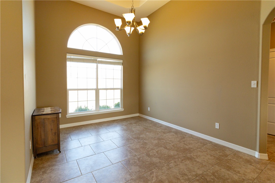 137 Lakeview Trace Property Photo 7