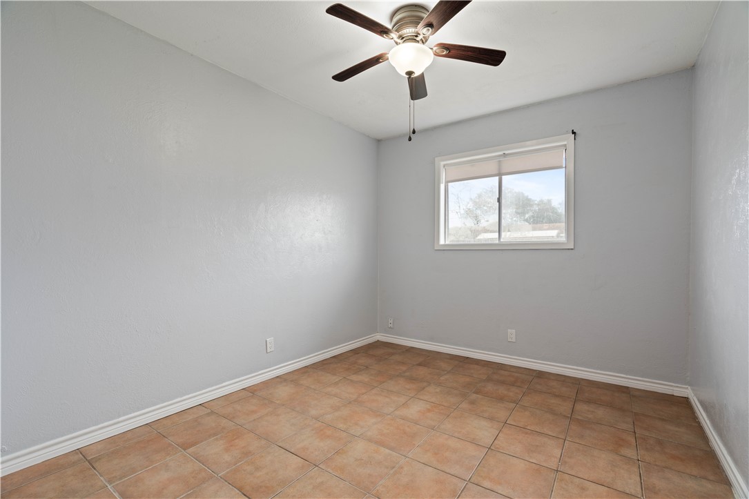 1318 W Cherrystone Dr Property Photo 10