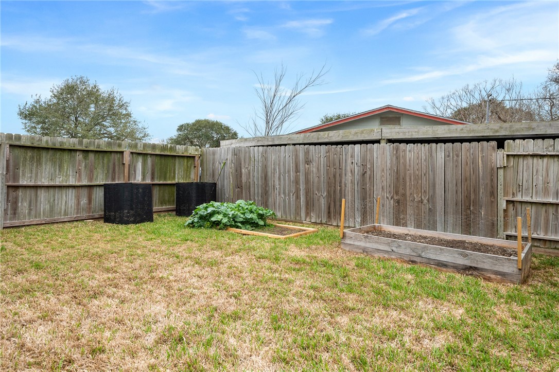 4309 Sherwood Dr Property Photo 28