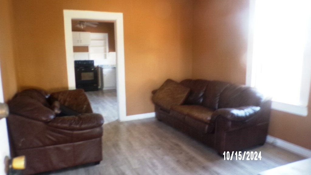 310 Tyler St S Property Photo 2